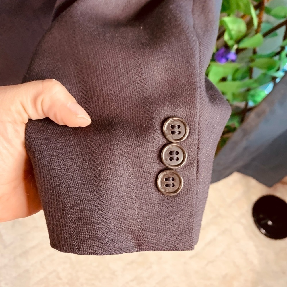 Pierre Cardin 2 Button Suit Jacket and Pants - Grey Pinstripe - Picture 8 of 17